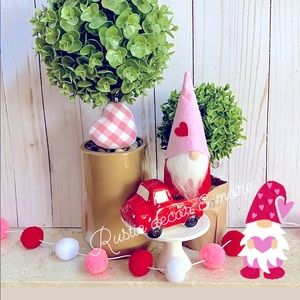 Valentine’s Day Bundle For Your Tier Trays